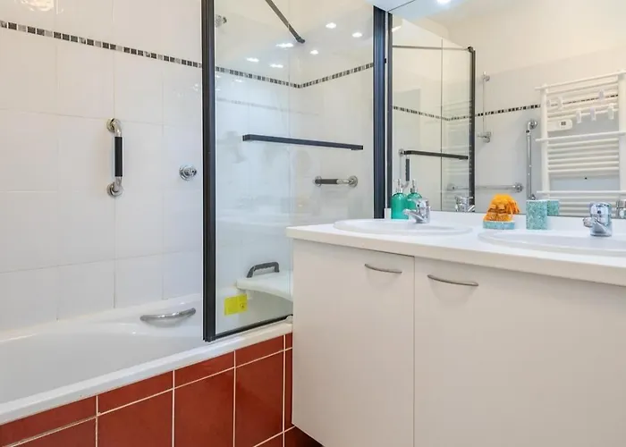 Alizes Bleus De Thau 5 Etoiles